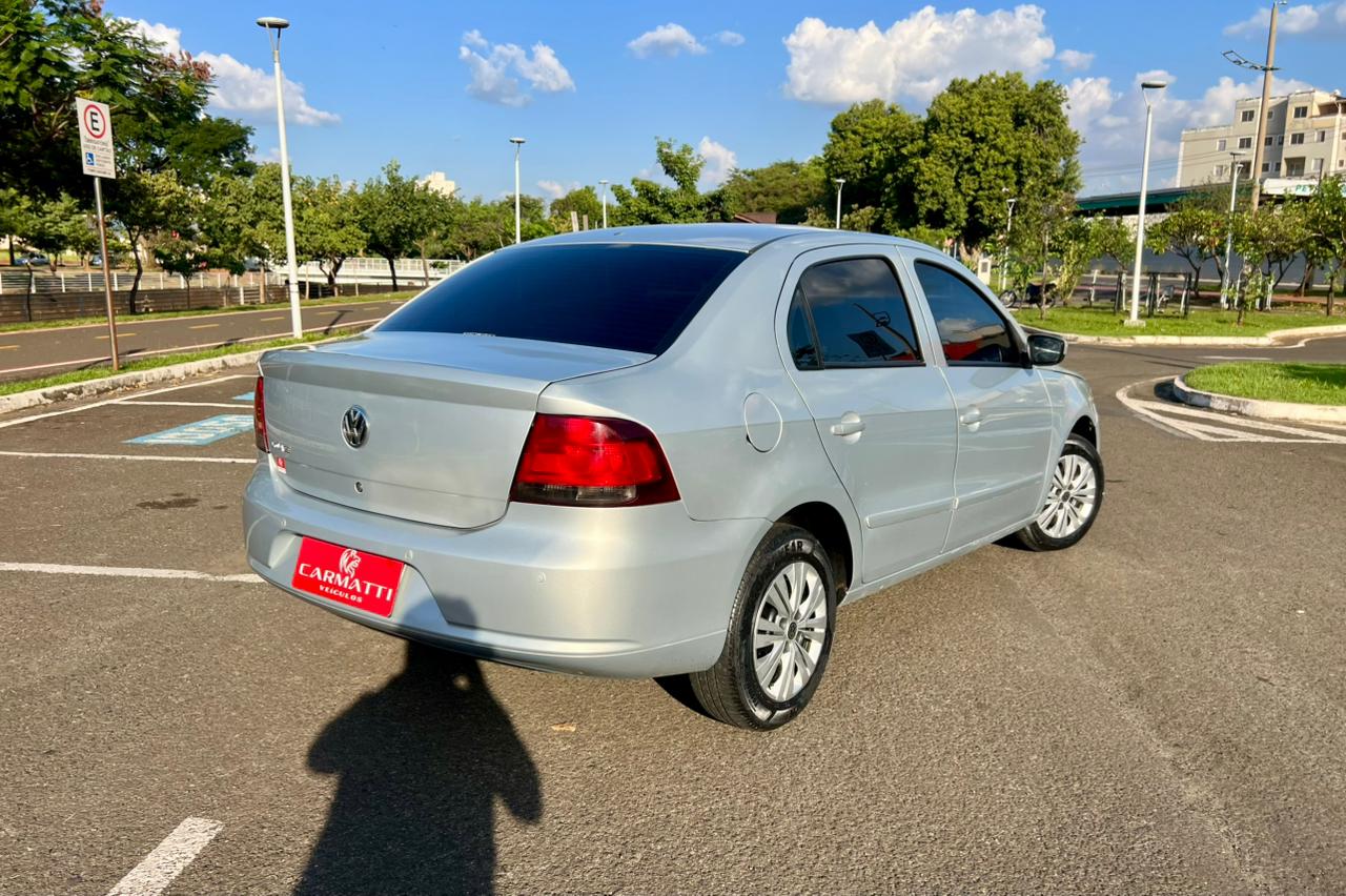 Volkswagen Voyage 1.0 Completo Flex - foto 3